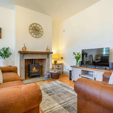 Kist Accommodates - Victorian Studio With Parking Casa de Férias Carthorpe